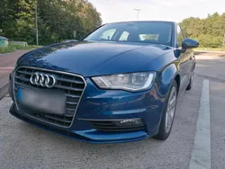 Blau Gebraucht 2015 Audi A3 Sportback Limousine | 11.999 € (Fairer Preis)