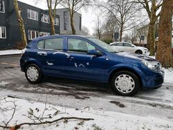 Blau Gebraucht 2005 Opel Astra Kleinwagen | 2.800 €