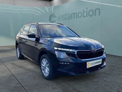 Schwarz Neu 2024 Skoda Kamiq Essence SUV | 23.242 € (Guter Preis)