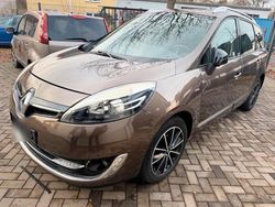 Grau Gebraucht 2013 Renault Scénic Van / Kleinbus | 4.450 € (Fairer Preis)