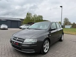 Grau Gebraucht 2006 Fiat Stilo Kleinwagen | 1.250 € (Fairer Preis)