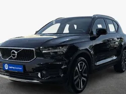 Schwarz Gebraucht 2022 Volvo XC40 Momentum SUV | 28.924 € (Guter Preis)