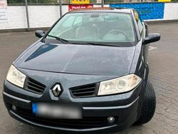 Grau Gebraucht 2007 Renault Mégane Cabriolet Cabrio | 1.400 €