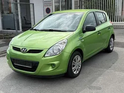 Grün Gebraucht 2012 Hyundai i20 Classic Kleinwagen | 3.880 € (Fairer Preis)