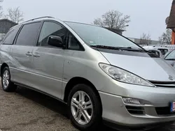 Silber Gebraucht 2004 Toyota Previa Sol Van / Kleinbus | 9.490 € (Etwas zu teuer)