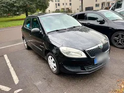 Schwarz Gebraucht 2011 Skoda Fabia Kleinwagen | 2.555 € (Fairer Preis)