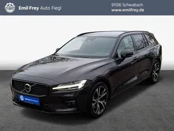 Grau Gebraucht 2024 Volvo V60 Plus Kombi | 41.950 € (Etwas zu teuer)