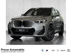 Silber Neu 2025 BMW iX1 M Sport SUV | 49.990 € (Fairer Preis)
