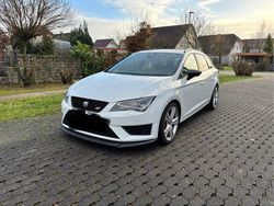Weiß Gebraucht 2016 Cupra Leon Kombi | 14.500 € (Guter Preis)