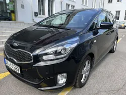 Schwarz metallic Gebraucht 2017 Kia Carens 2 Van / Kleinbus | 13.999 € (Teuer)