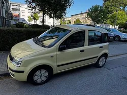Gelb Gebraucht 2009 Fiat Panda Kleinwagen | 2.300 €