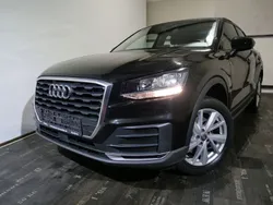 Mythosschwarz metallic Gebraucht 2018 Audi Q2 SUV | 17.950 € (Fairer Preis)