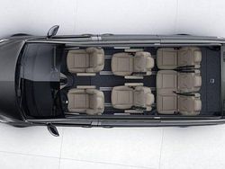 Schwarz Gebraucht 2020 Mercedes V300 Avantgarde Edition Van / Kleinbus | 61.500 € (Teuer)