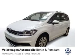Pure white Gebraucht 2024 VW Touran Comfortline Van / Kleinbus | 32.990 € (Fairer Preis)