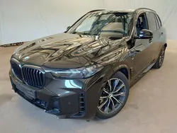 Citrinschwarz met. Gebraucht 2024 BMW X5 M Sport SUV | 82.840 € (Guter Preis)