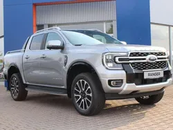 Iconicsilber metallic Neu 2025 Ford Ranger Platinum Abholung | 59.990 € (Guter Preis)