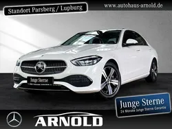 Polarweiß Gebraucht 2024 Mercedes C220 Avantgarde Limousine | 38.850 € (Superpreis)