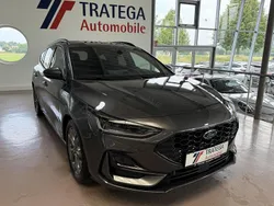 Magnetic grau Gebraucht 2024 Ford Focus ST-Line Kombi | 26.490 € (Guter Preis)