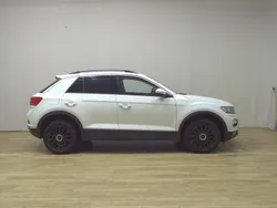 Pure white Gebraucht 2019 VW T-Roc Sound SUV | 15.980 € (Guter Preis)