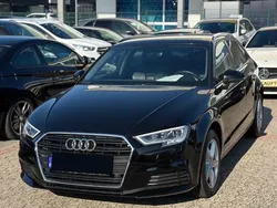 Schwarz Gebraucht 2019 Audi A3 Sportback Comfort Kleinwagen | 16.790 € (Fairer Preis)