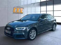 Grau Gebraucht 2019 Audi A3 Sportback S-Line Limousine | 19.990 € (Teuer)