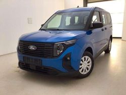 Blau Gebraucht 2024 Ford Tourneo Courier Trend Van / Kleinbus | 25.990 € (Guter Preis)