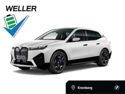 Mineralweiß (weiß) Gebraucht 2023 BMW iX Sport Line SUV | 51.850 € (Fairer Preis)