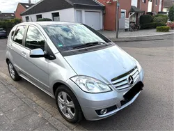 Grau Gebraucht 2011 Mercedes A160 Avantgarde Limousine | 7.790 € (Teuer)
