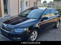 Schwarz Gebraucht 2015 Skoda Octavia Style Kombi | 9.700 € (Guter Preis)
