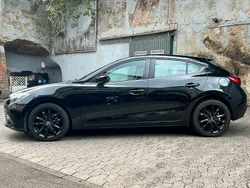 Schwarz Gebraucht 2014 Mazda 3 Center-Line Limousine | 9.900 € (Guter Preis)