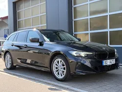 Schwarz Gebraucht 2023 BMW 320 Sport Line Limousine | 29.900 € (Fairer Preis)