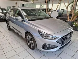 Silber Gebraucht 2023 Hyundai i30 GO! Limousine | 17.490 € (Fairer Preis)