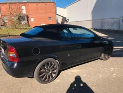 Schwarz Gebraucht 2005 Opel Astra Cabriolet Cabrio | 3.350 € (Etwas zu teuer)