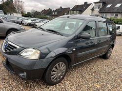 Grau Gebraucht 2008 Dacia Logan MCV Lauréate Kombi | 1.999 € (Guter Preis)