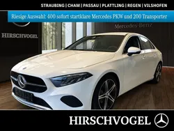 Polarweiß Gebraucht 2025 Mercedes A200 Progressive Limousine | 35.840 € (Teuer)