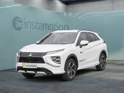 Weiß Gebraucht 2023 Mitsubishi Eclipse Cross Plus SUV | 29.550 € (Etwas zu teuer)