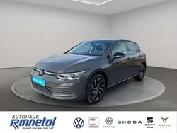 Uranograu Gebraucht 2023 VW Golf VIII Move Limousine | 22.940 € (Guter Preis)