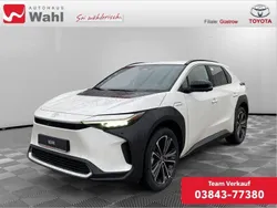Platinumweiss Gebraucht 2023 Toyota bZ4X Comfort SUV | 43.900 €