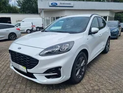 Weiß Gebraucht 2021 Ford Kuga ST-Line X SUV | 17.900 € (Fairer Preis)