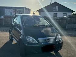 Schwarz Gebraucht 2002 Mercedes A190 Avantgarde Kleinwagen | 1.800 € (Teuer)