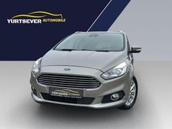 Grau Gebraucht 2017 Ford S-MAX Titanium Van / Kleinbus | 17.990 € (Fairer Preis)