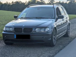 Grau Gebraucht 2002 BMW 320 Kombi | 2.250 € (Fairer Preis)