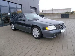 Brilliant schwarz met. Gebraucht 1995 Mercedes SL280 Cabrio | 19.900 €