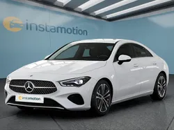 Weiß Gebraucht 2024 Mercedes CLA180 Limousine | 34.649 € (Fairer Preis)