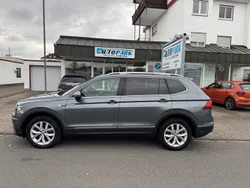 Grau Gebraucht 2019 VW Tiguan Allspace Highline SUV | 20.999 € (Teuer)
