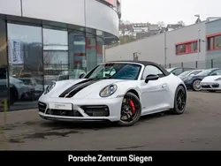Porsche 911 Carrera GTS