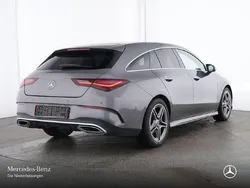 Grau Gebraucht 2024 Mercedes CLA200 Shooting Brake Premium Kombi | 33.990 € (Etwas zu teuer)