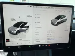 Weiß Gebraucht 2023 Tesla Model Y Long Range SUV | 37.990 € (Guter Preis)