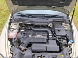 Grün Gebraucht 2009 Volvo V50 Kombi | 6.950 €