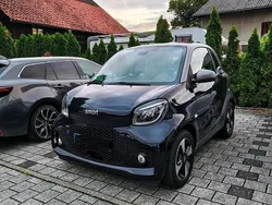 Schwarz Gebraucht 2023 Smart ForTwo Electric Drive Kleinwagen | 14.500 € (Teuer)